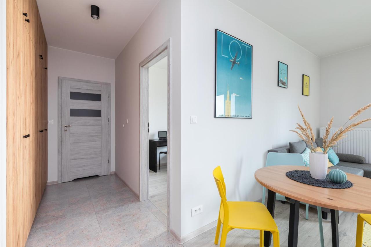 Apartamento Superapart Sierakowskiego 4 Varsovia Exterior foto