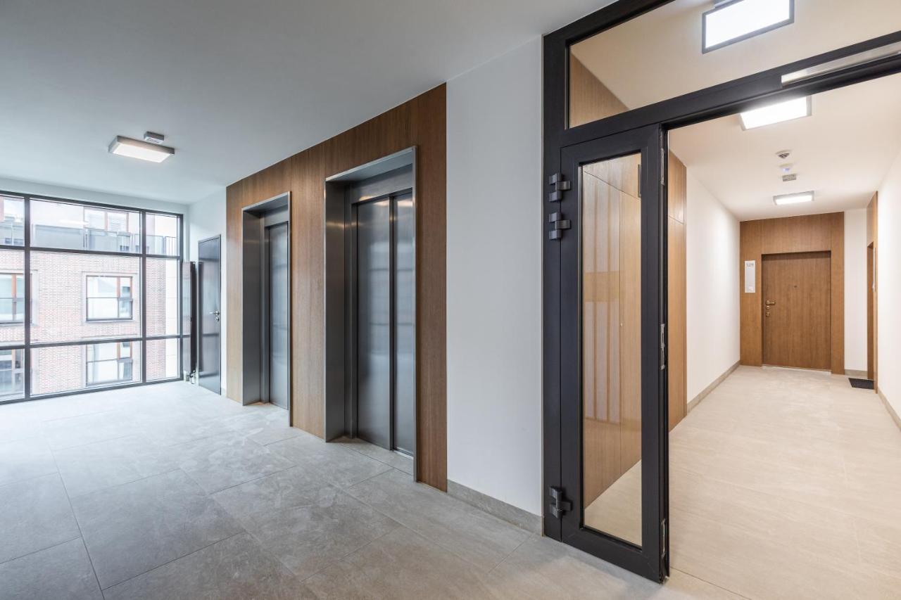 Apartamento Superapart Sierakowskiego 4 Varsovia Exterior foto