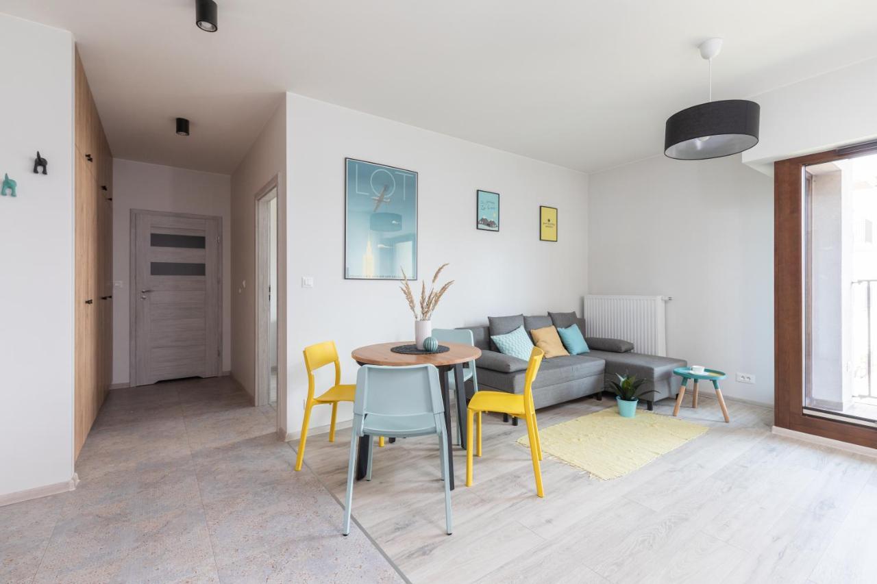 Apartamento Superapart Sierakowskiego 4 Varsovia Exterior foto