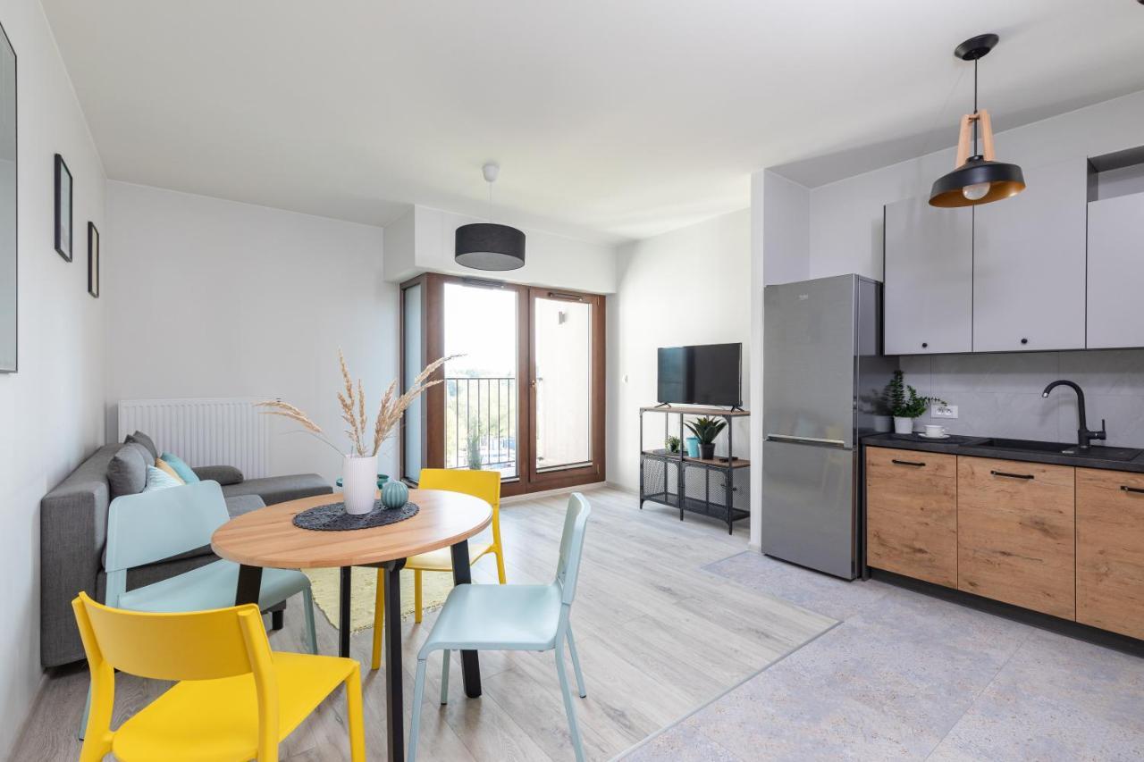 Apartamento Superapart Sierakowskiego 4 Varsovia Exterior foto