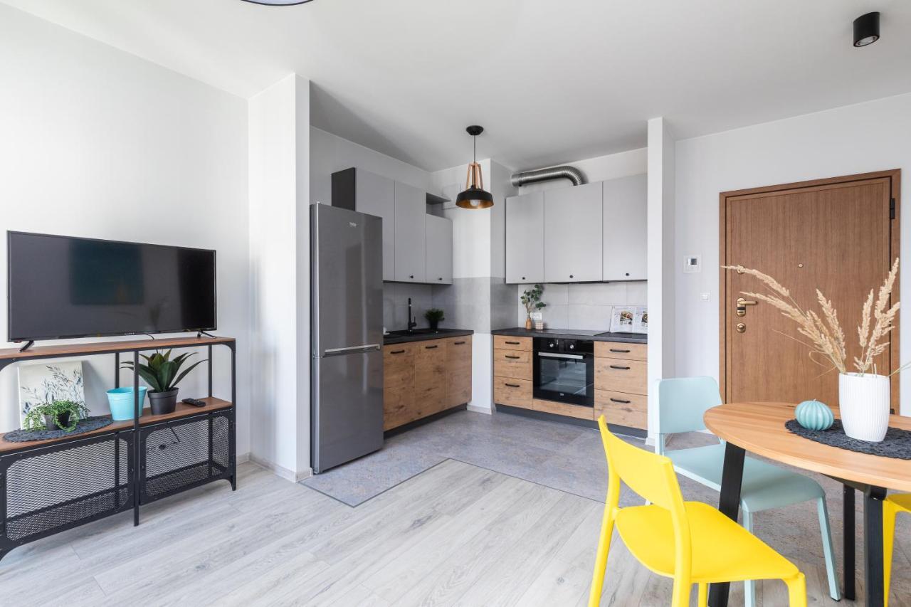 Apartamento Superapart Sierakowskiego 4 Varsovia Exterior foto